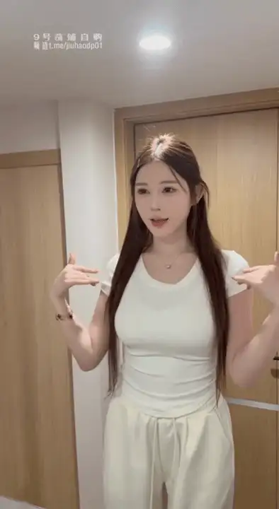 顶级反差白富美，颜值身材天花板！第二弹，美美的脸纤… [8v+831M]